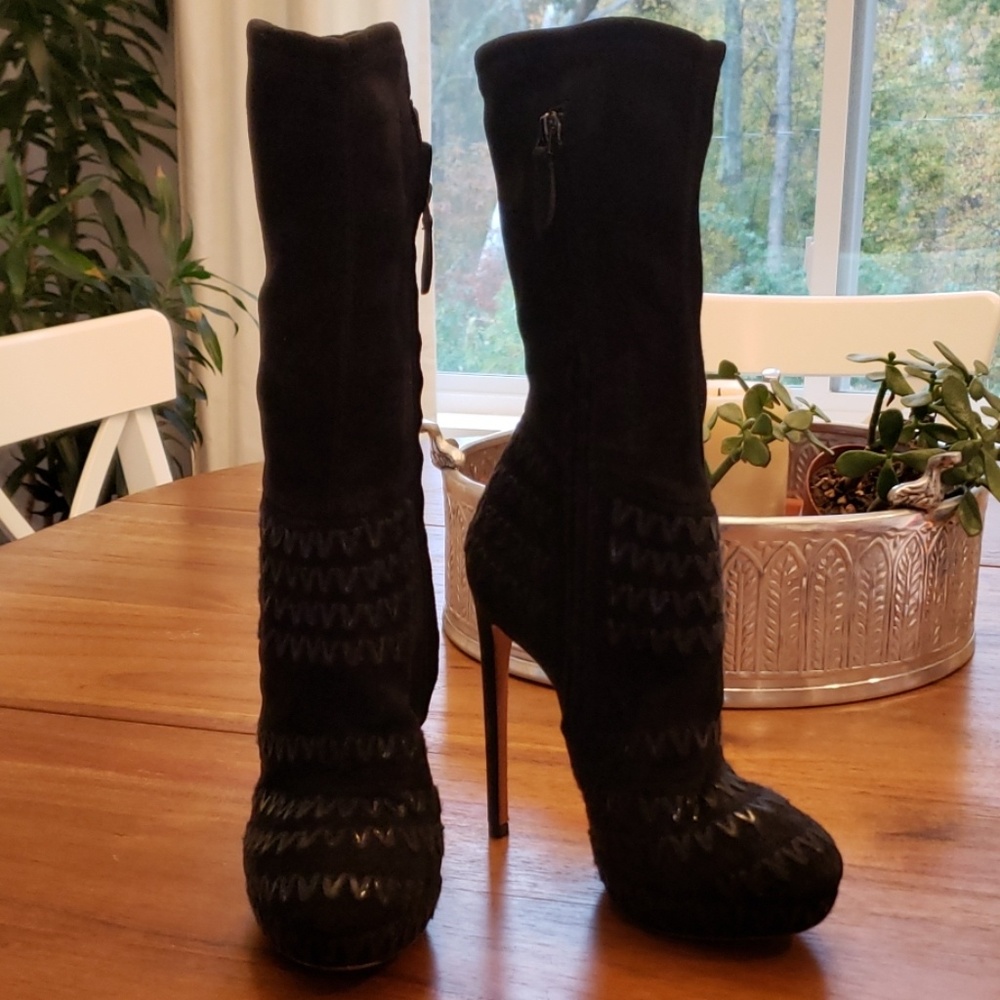 Alaïa Black suede boots Size 6 Woman’s